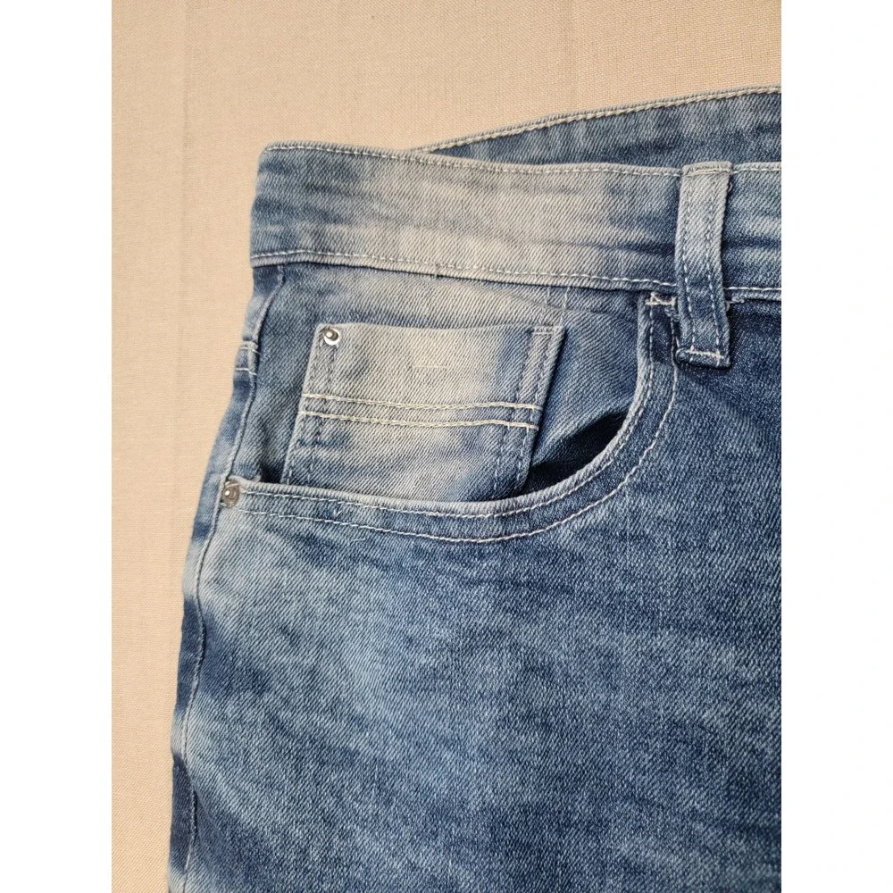 Southpole Jeans Size 38x32 Light Wash Distressed Skinny Denim Y2K Skater Grunge